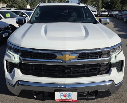 Photos of 2023 Chevrolet Silverado 1500 LT for sale in Des Moines, IA at Capital City Motor Company