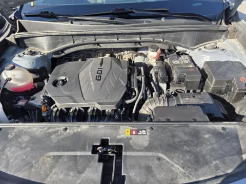 More photos of 2023 Kia Sorento LX at Capital City Motor Company, IA