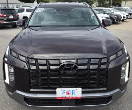Another view of 2024 Hyundai Palisade SEL for sale in Des Moines, IA at Capital City Motor Company