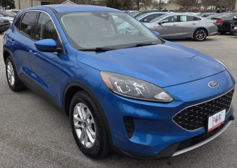 Photos of 2021 Ford Escape SE for sale in Des Moines, IA at Capital City Motor Company