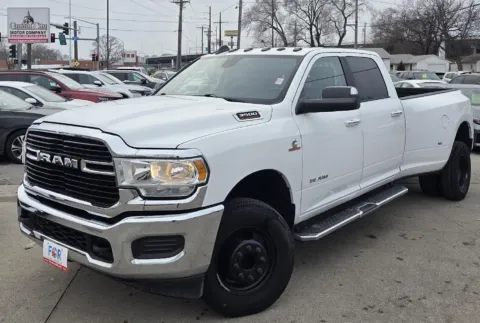 White 2019 Ram 3500 Big Horn for sale in Des Moines, IA