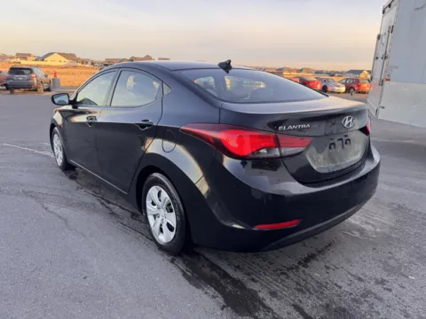 More photos of 2016 Hyundai Elantra SE at Twin Falls Cars Sales and Rentals, ID