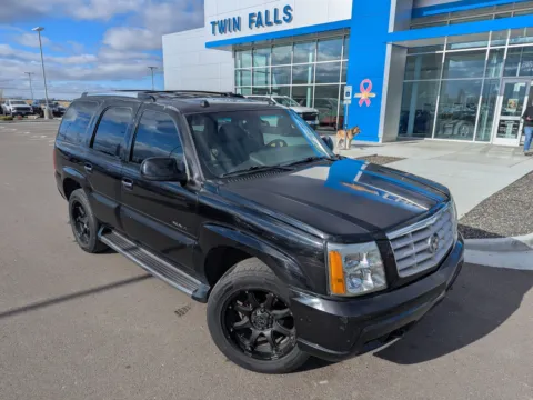 More photos of 2004 Cadillac Escalade at Twin Falls Cars Sales and Rentals, ID