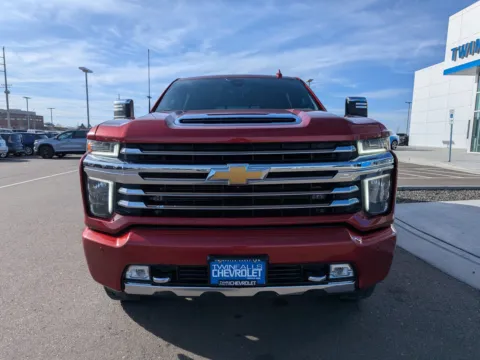 More photos of 2021 Chevrolet Silverado 3500HD High Country at Twin Falls Chevrolet, ID