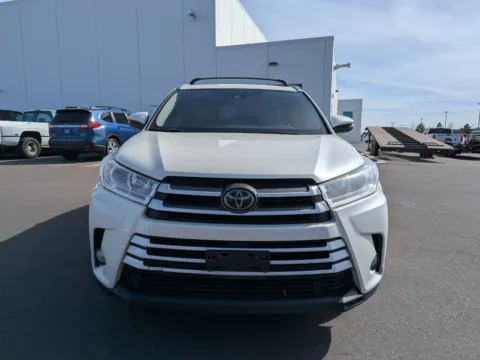 Photos of 2017 Toyota Highlander XLE for sale in Twin Falls, ID at Twin Falls Chevrolet