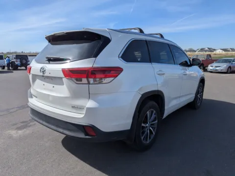 More photos of 2017 Toyota Highlander XLE at Twin Falls Chevrolet, ID
