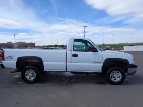 More photos of 2004 Chevrolet Silverado 2500HD Work Truck at Twin Falls Chevrolet, ID