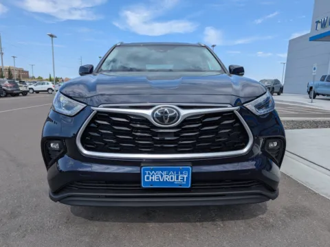 More photos of 2021 Toyota Highlander XLE at Twin Falls Chevrolet, ID
