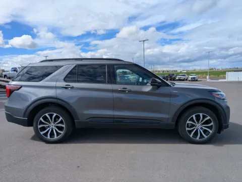 More photos of 2025 Ford Explorer ST-Line at Twin Falls Chevrolet, ID