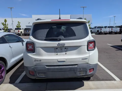 More photos of 2021 Jeep Renegade Latitude at Twin Falls Chevrolet, ID