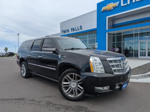 Black 2011 Cadillac Escalade ESV Platinum Edition for sale in Twin Falls, ID