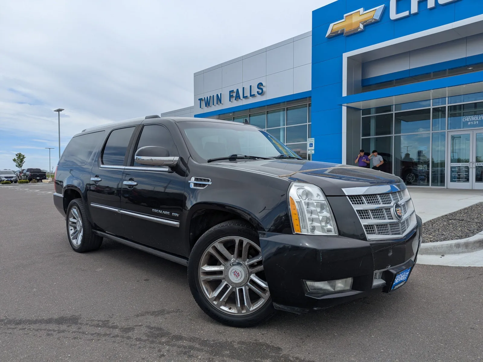 Black 2011 Cadillac Escalade ESV Platinum Edition for sale in Twin Falls, ID