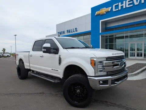 White 2019 Ford Super Duty F-250 SRW LARIAT for sale in Twin Falls, ID