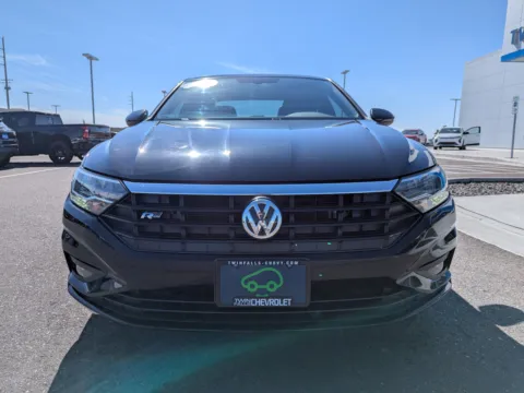 More photos of 2021 Volkswagen Jetta R-Line at Twin Falls Chevrolet, ID