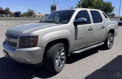 More photos of 2007 Chevrolet Avalanche LT w/3LT at Twin Falls Cars Sales and Rentals, ID