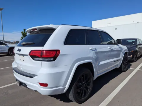 More photos of 2017 Jeep Grand Cherokee Altitude at Twin Falls Chevrolet, ID