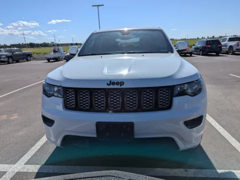 Photos of 2017 Jeep Grand Cherokee Altitude for sale in Twin Falls, ID at Twin Falls Chevrolet