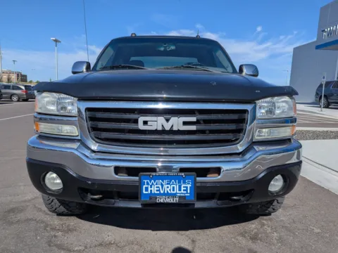 More photos of 2005 GMC Sierra 1500 SLT at Twin Falls Chevrolet, ID