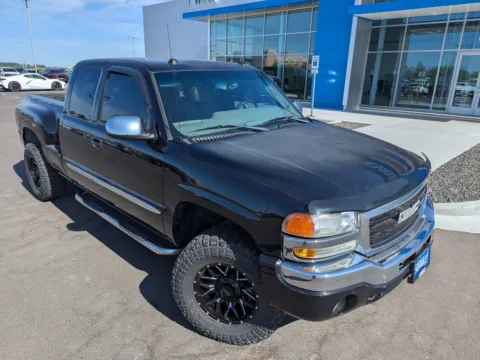 More photos of 2005 GMC Sierra 1500 SLT at Twin Falls Chevrolet, ID