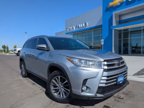 Red 2019 Toyota Highlander XLE for sale in Twin Falls, ID
