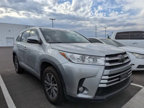 Photos of 2019 Toyota Highlander XLE for sale in Twin Falls, ID at Twin Falls Chevrolet