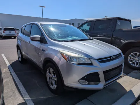 Photos of 2016 Ford Escape SE for sale in Twin Falls, ID at Twin Falls Chevrolet