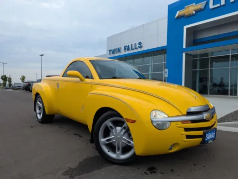 Yellow 2004 Chevrolet SSR LS for sale in Twin Falls, ID