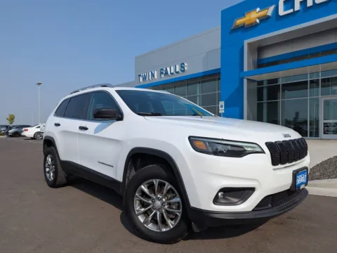White 2019 Jeep Cherokee Latitude Plus for sale in Twin Falls, ID