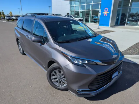 More photos of 2021 Toyota Sienna XLE at Twin Falls Chevrolet, ID