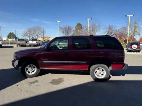 More photos of 2004 GMC Yukon SLE at Twin Falls Chevrolet, ID