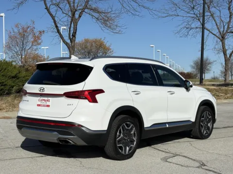 More photos of 2023 Hyundai Santa Fe Limited at Clemons Mitsubishi, NE