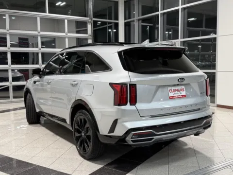 Another view of 2021 Kia Sorento SX for sale in Lincoln, NE at Clemons Mitsubishi