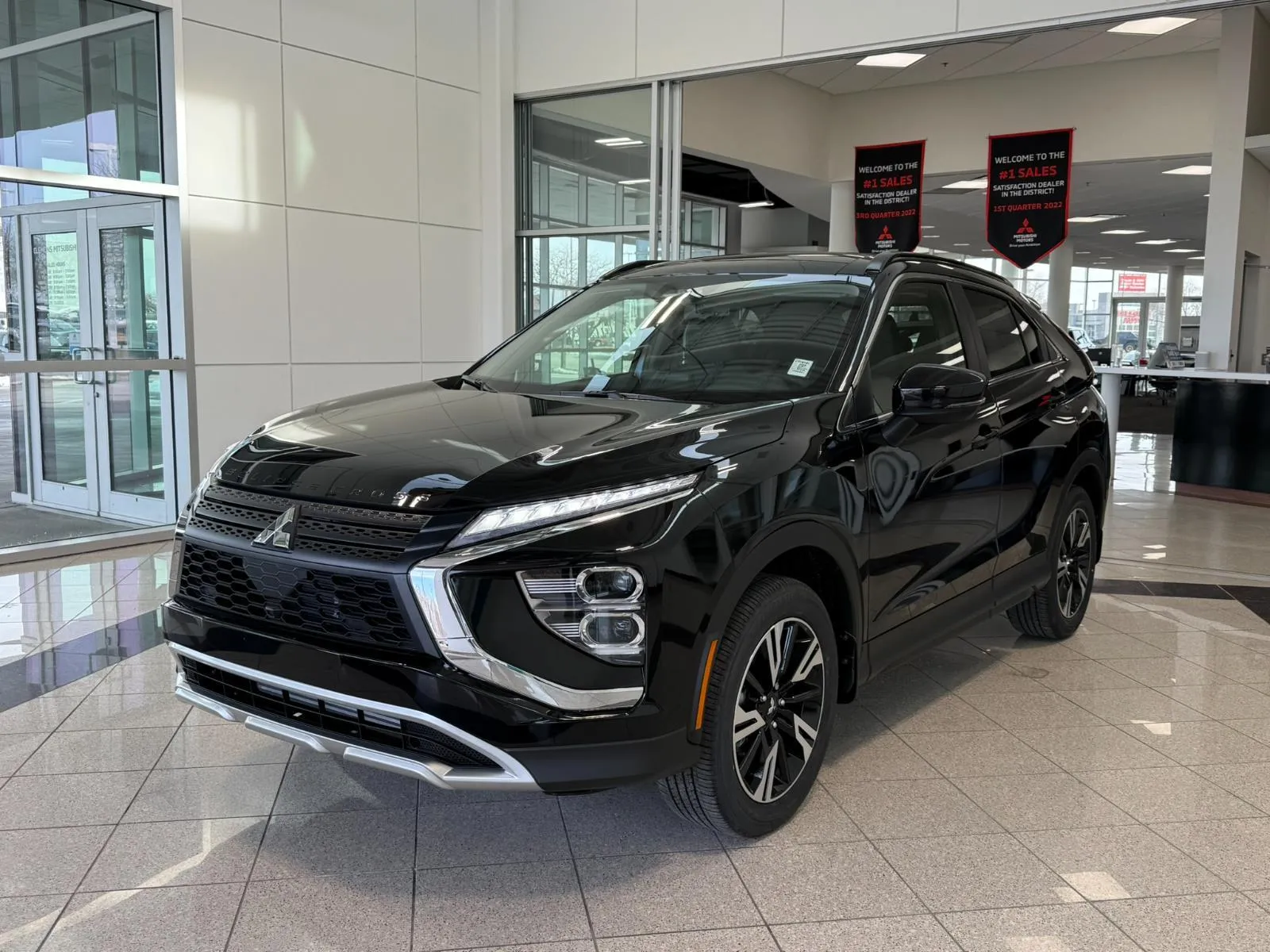 2026 Mitsubishi Eclipse Cross SE's photo