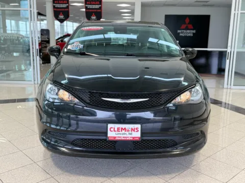 More photos of 2023 Chrysler Voyager LX at Clemons Mitsubishi, NE