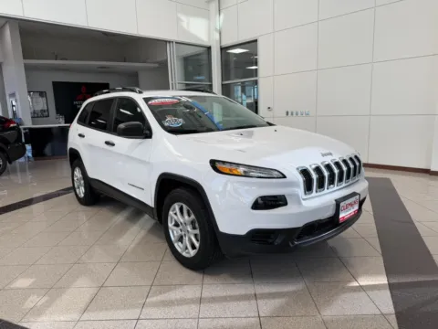Photos of 2017 Jeep Cherokee Sport for sale in Lincoln, NE at Clemons Mitsubishi