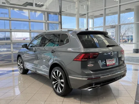 Another view of 2020 Volkswagen Tiguan SEL Premium R-Line for sale in Lincoln, NE at Clemons Mitsubishi