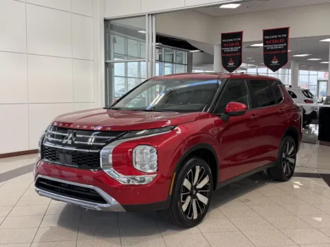 Red 2026 Mitsubishi Outlander SE for sale in Lincoln, NE