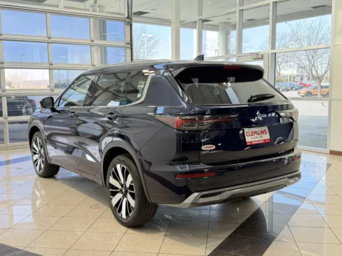 Another view of 2026 Mitsubishi Outlander SEL for sale in Lincoln, NE at Clemons Mitsubishi