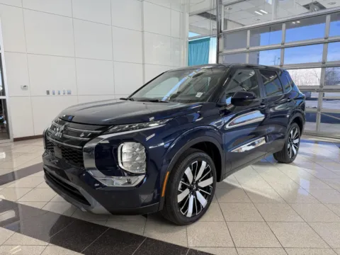 Blue 2026 Mitsubishi Outlander SE for sale in Lincoln, NE