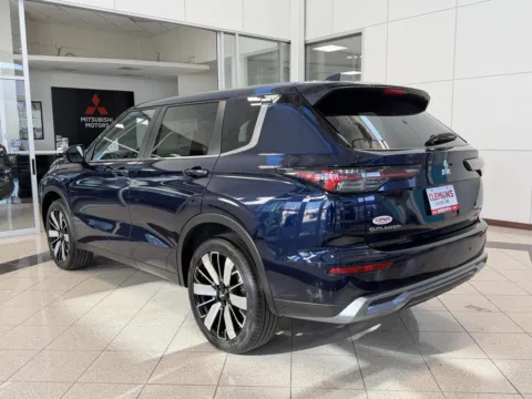 Another view of 2026 Mitsubishi Outlander SE for sale in Lincoln, NE at Clemons Mitsubishi