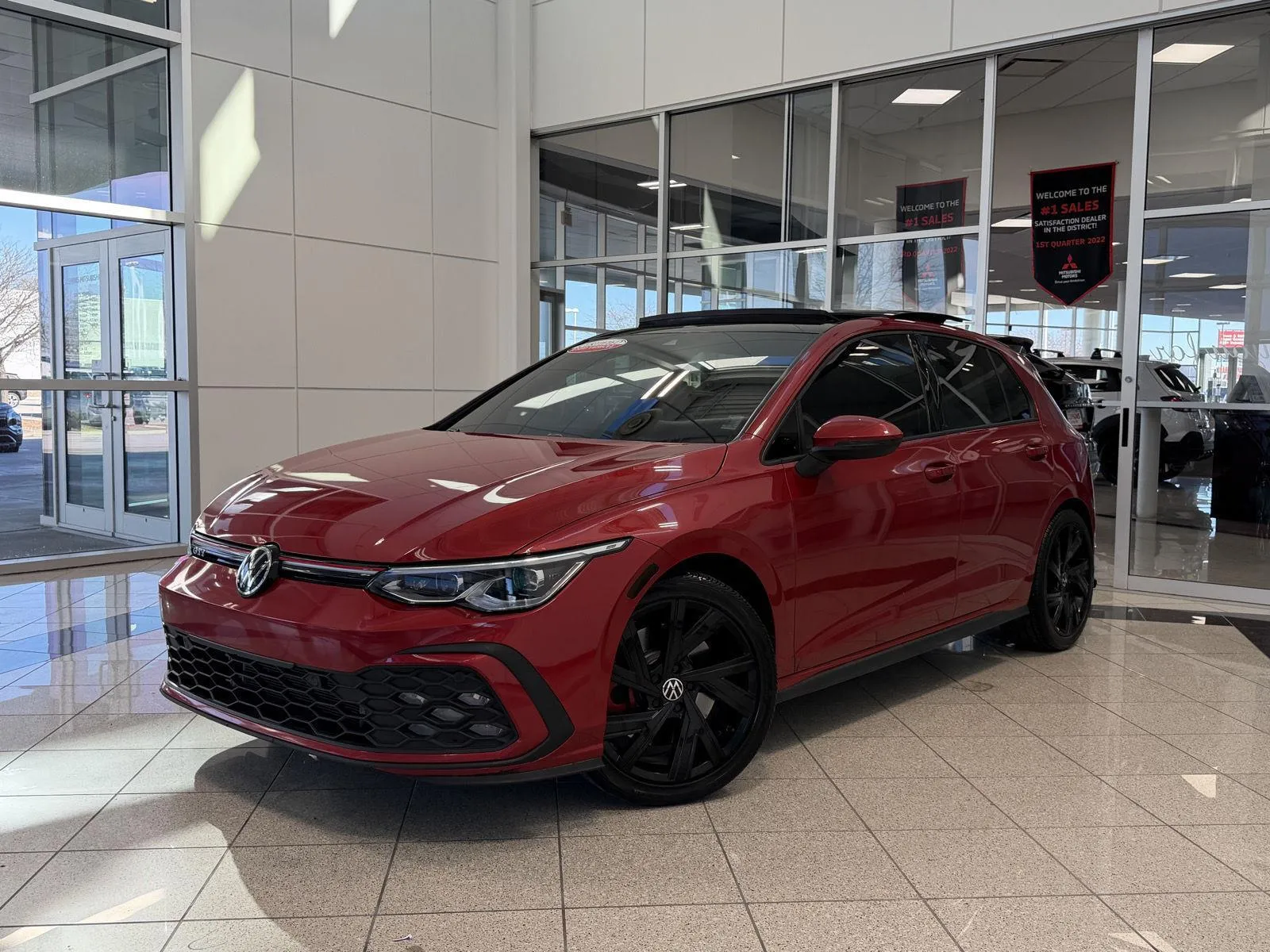 2022 Volkswagen Golf GTI SE's photo