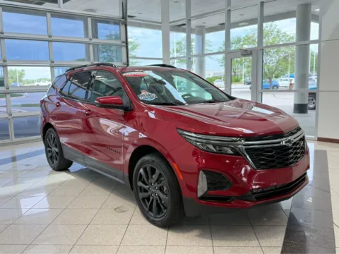 Photos of 2022 Chevrolet Equinox RS for sale in Lincoln, NE at Clemons Mitsubishi