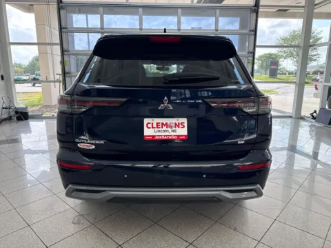 More photos of 2025 Mitsubishi Outlander SE at Clemons Mitsubishi, NE