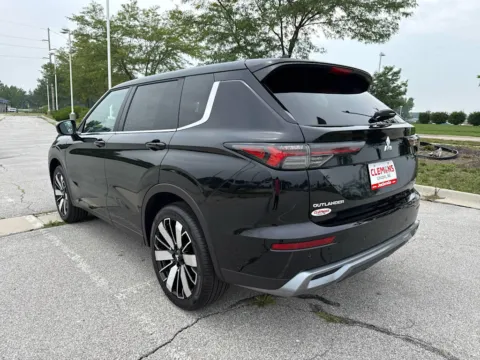 Another view of 2025 Mitsubishi Outlander SE for sale in Lincoln, NE at Clemons Mitsubishi