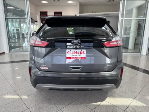 More photos of 2023 Ford Edge SEL at Clemons Mitsubishi, NE