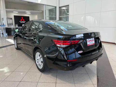 Another view of 2023 Nissan Sentra S for sale in Lincoln, NE at Clemons Mitsubishi