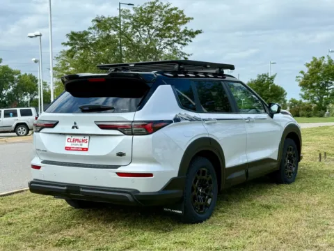 More photos of 2025 Mitsubishi Outlander Trail Edition at Clemons Mitsubishi, NE