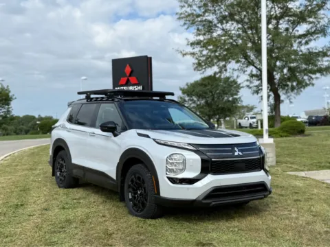 Photos of 2025 Mitsubishi Outlander Trail Edition for sale in Lincoln, NE at Clemons Mitsubishi