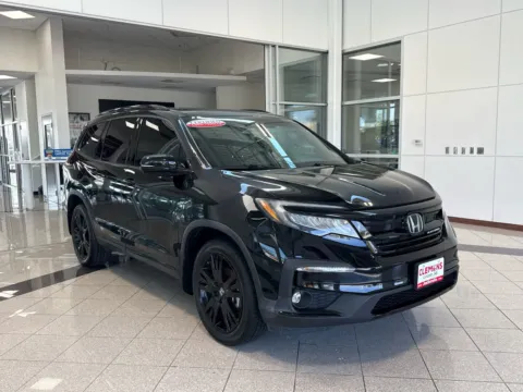 Another view of 2021 Honda Pilot Black Edition for sale in Lincoln, NE at Clemons Mitsubishi