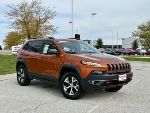 Photos of 2016 Jeep Cherokee Trailhawk for sale in Lincoln, NE at Clemons Mitsubishi